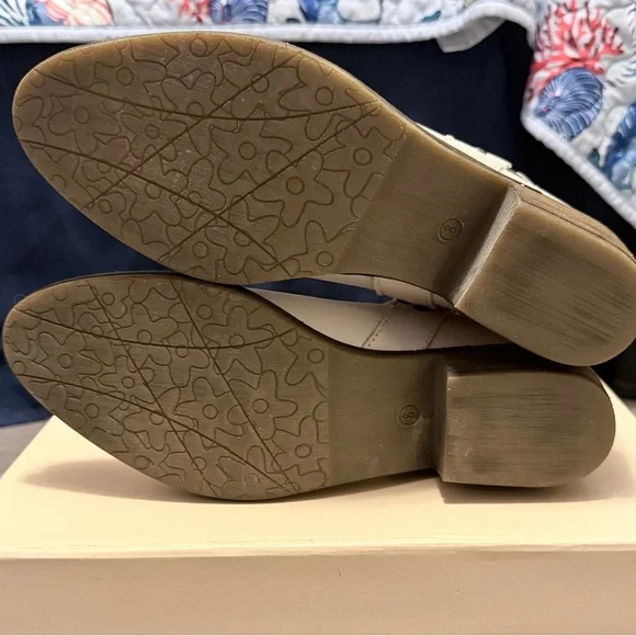 Chinese Laundry Austin White Buff Leather Western Ankle Boots Size 8 - Picture 10 of 10